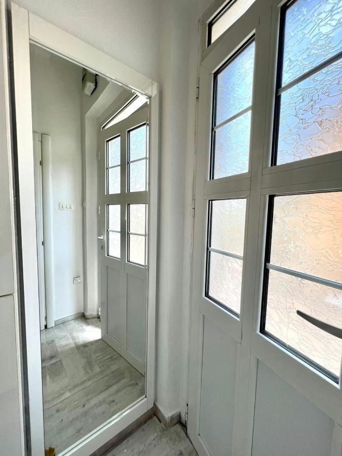 Apartment Kiki Kotor Exteriör bild